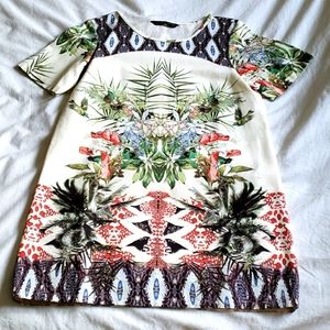 Lovely mini Zara dress for woman